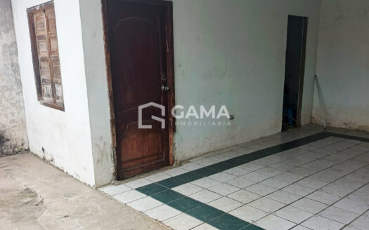 Venta de Casa Esquinera en Machala
