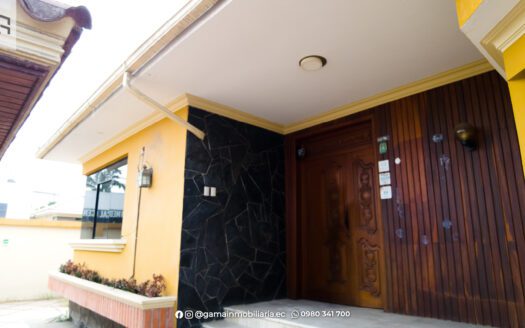 Alquiler de amplia casa en La Carolina – Machala