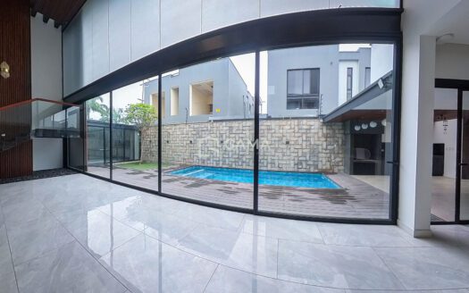 LUJOSA RESIDENCIA EN VENTA – URBANIZACIÓN MIRASOL