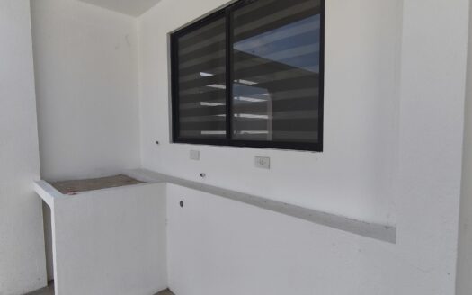 Casa Moderna en Urbanización Privada – Vía Pasaje a Buenavista