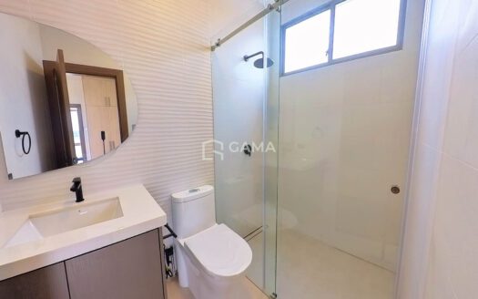 Casa en Venta en Urbanización Fontari – Modelo Villa Toscana, Machala