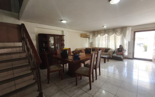 Venta de casa en el sector Liliam María – A pocos metros del UPC