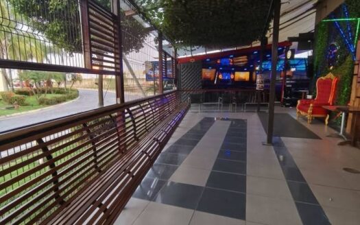 Alquiler de local comercial en C.C. Oro Plaza