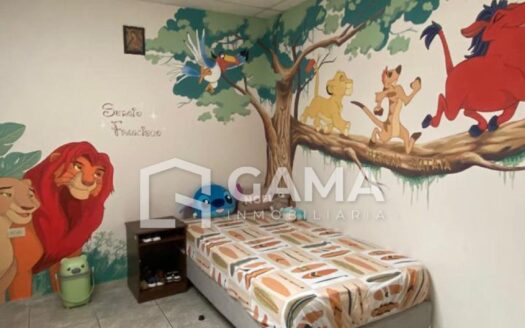 Villa en Venta en Urbanización San Patricio – Conjunto Cerrado