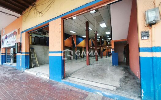 LOCAL COMERCIAL EN ALQUILER – CENTRO DE MACHALA, AV. BOLIVAR