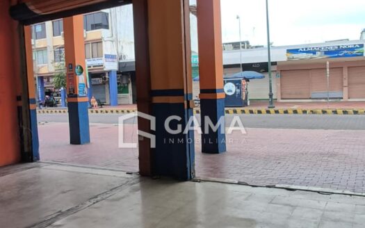 LOCAL COMERCIAL EN ALQUILER – CENTRO DE MACHALA, AV. BOLIVAR