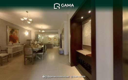 Hermosa Casa en Venta – Urbanización Palermo, Machala
