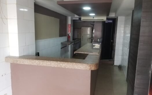 Alquiler de Local Totalmente Acondicionado en Las Brisas