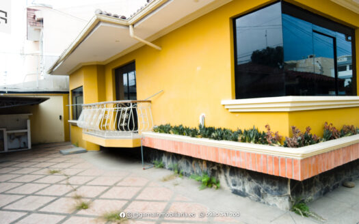 Alquiler de amplia casa en La Carolina – Machala 🏡