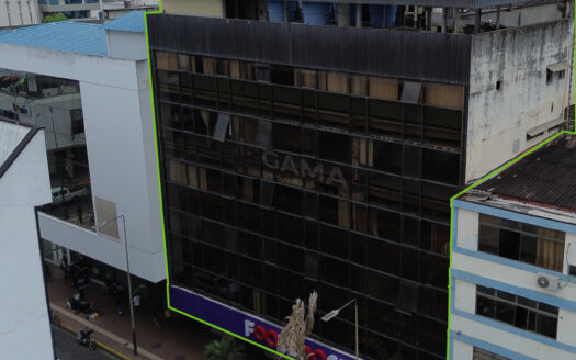 Alquiler de oficinas o piso completo en zona Bancaria – Machala 🏢