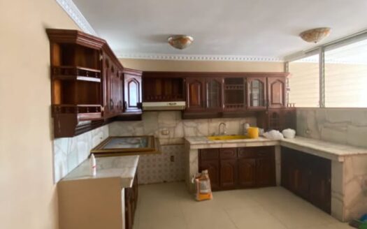 Departamento de 6 habitaciones – Centro de Machala
