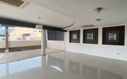 Alquiler de amplio penthouse en el centro de Machala – 9 de Mayo y Rocafuerte