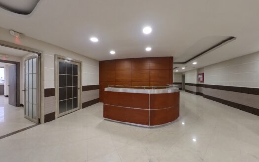 Consultorios en Alquiler – Torre Médica «La Carolina 1» Machala