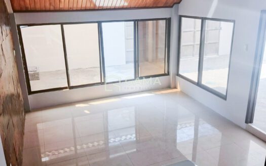 Casa en Venta Machala – Amplios Espacios y Excelente Ubicación